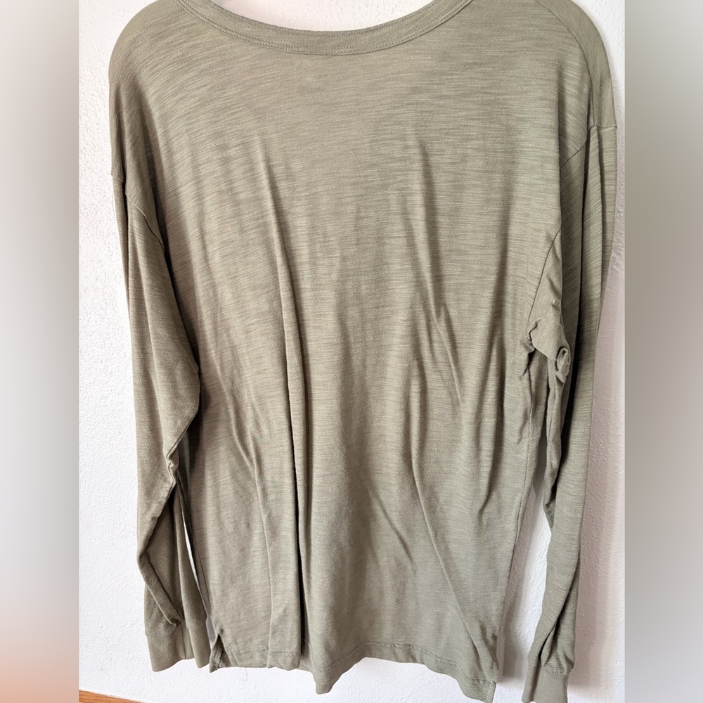 PINK Victoria's Secret Sage Long Sleeve Henley - Picture 3 of 4